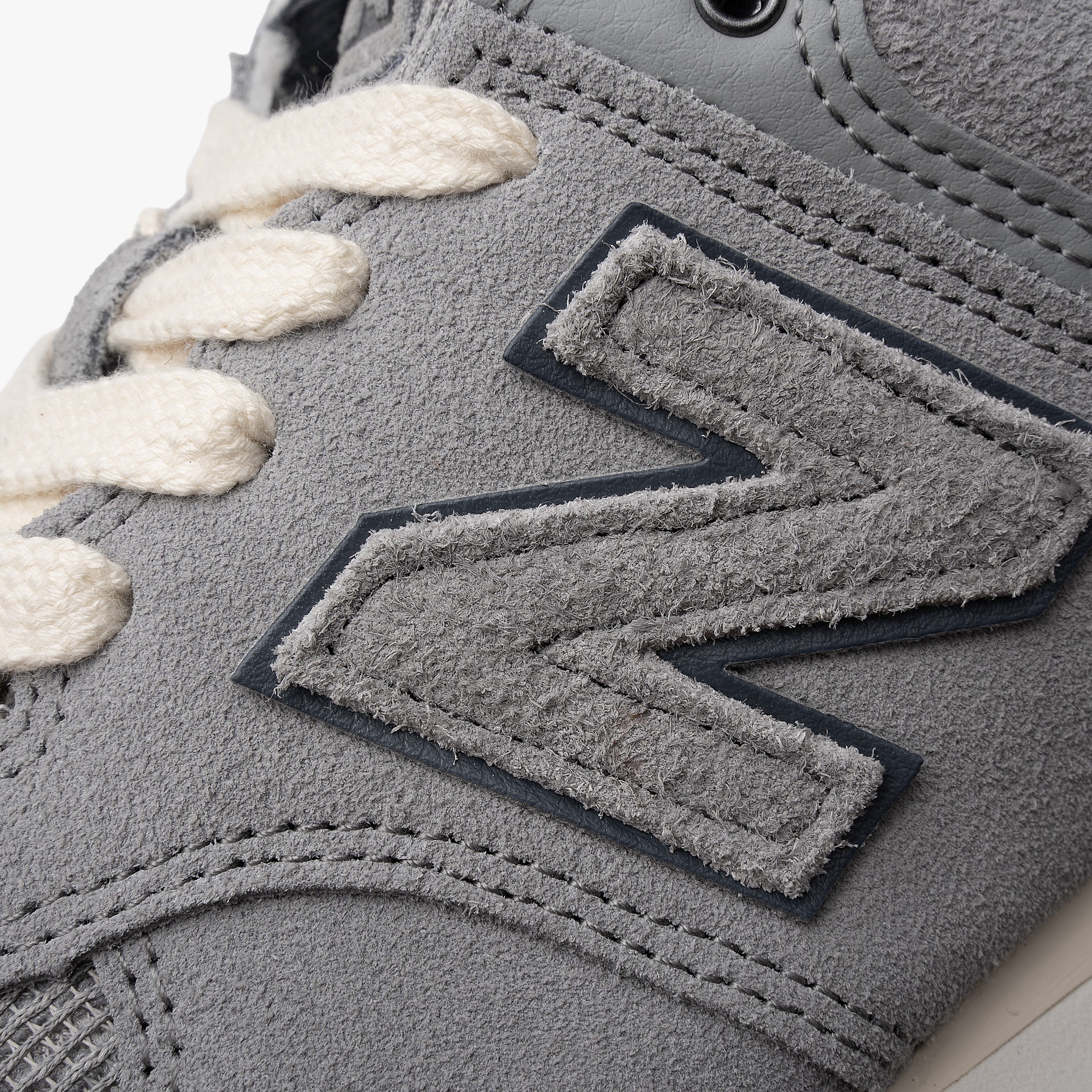 New Balance U574
