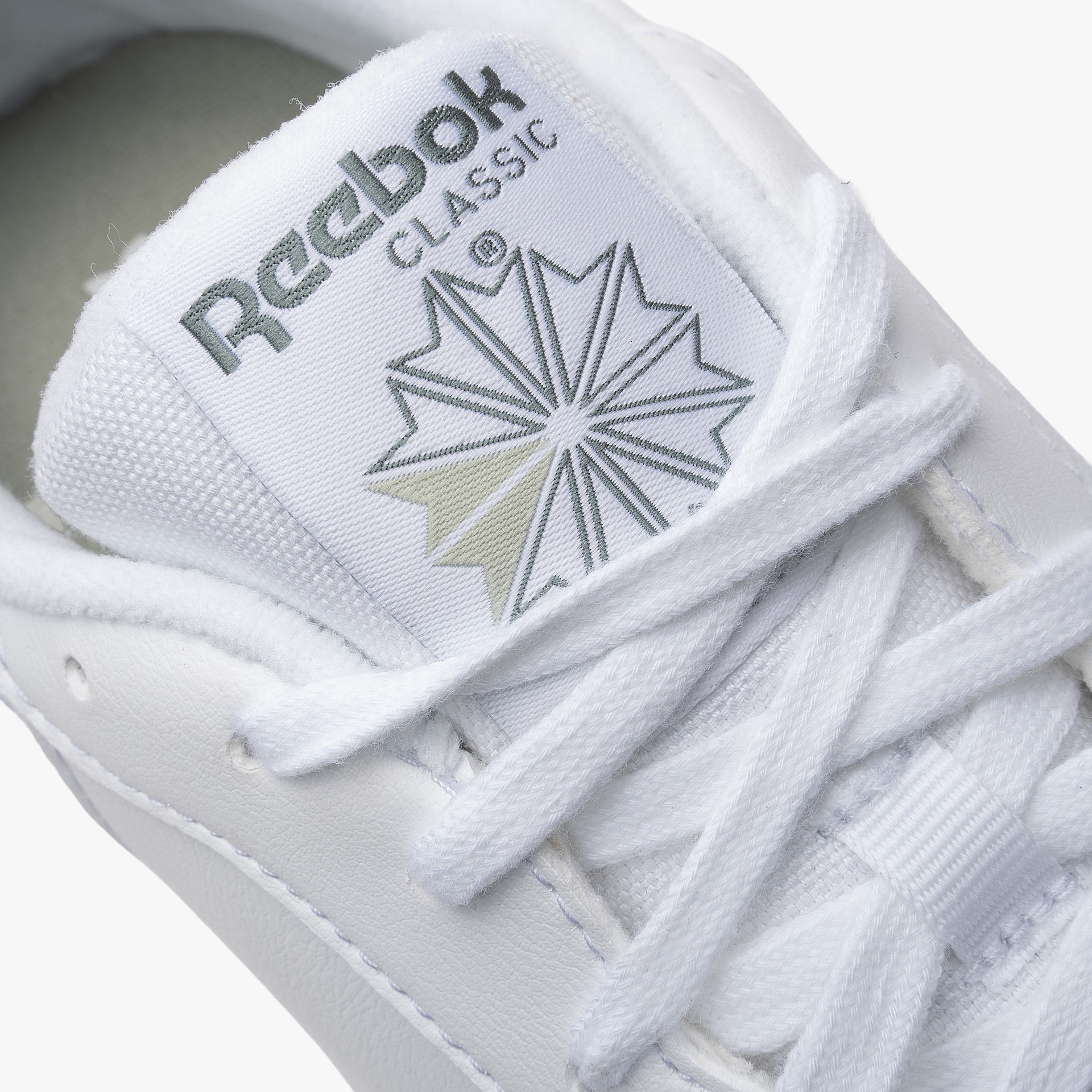 Reebok Court Advance