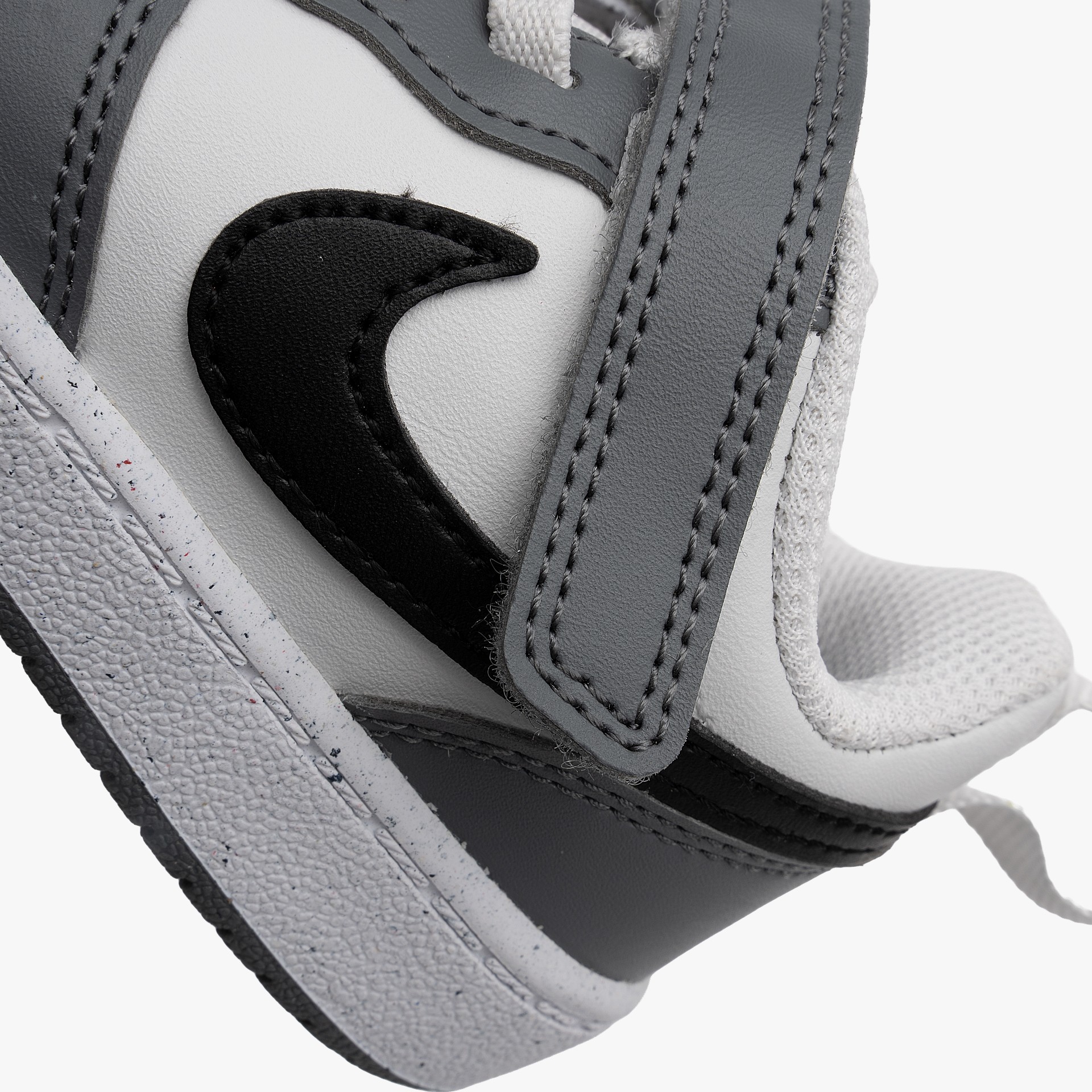 Nike Court Borough Low