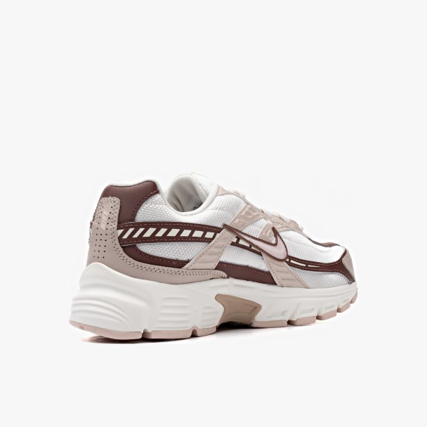 Nike Initiator