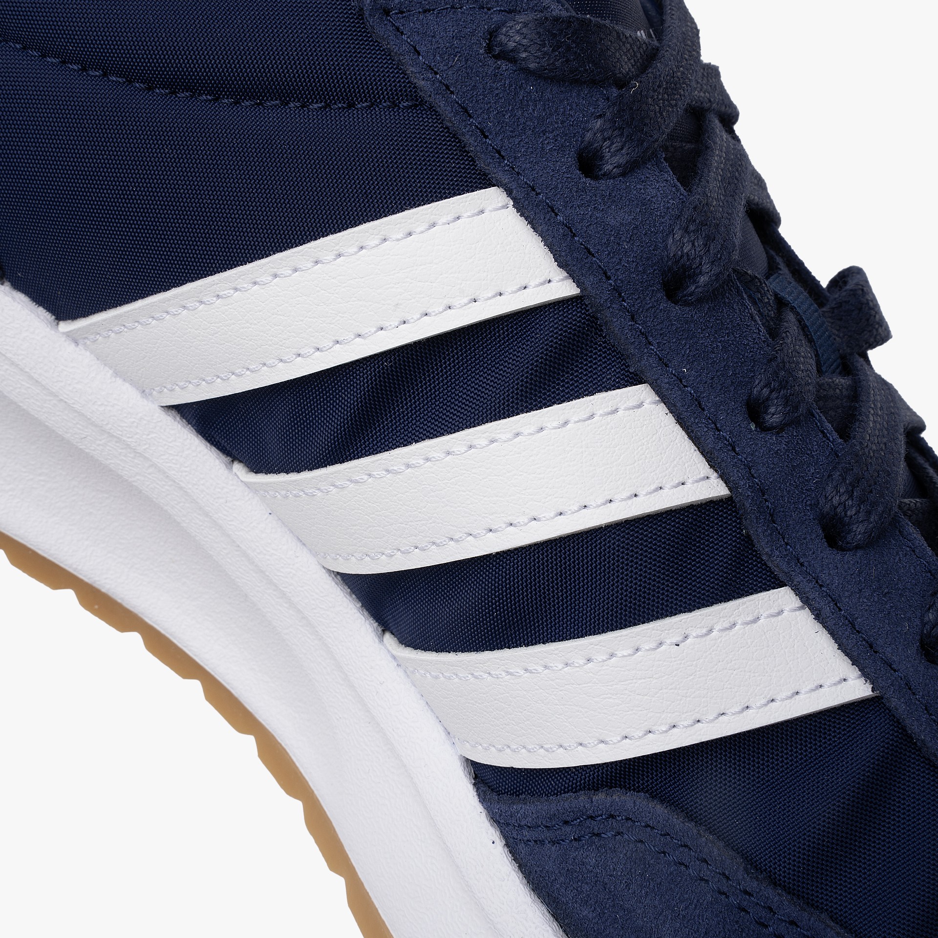 adidas RUN 70s 2.0