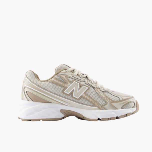 New Balance 740