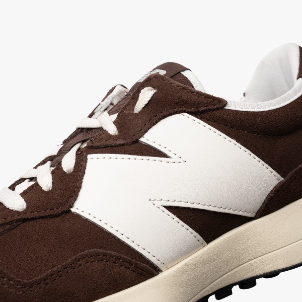 New Balance W327