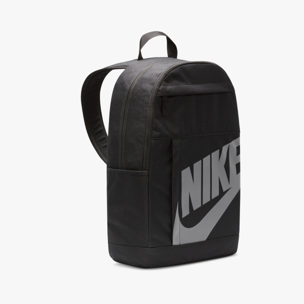 NIKE Elemental